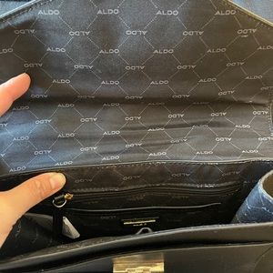 Camouflage chain purse